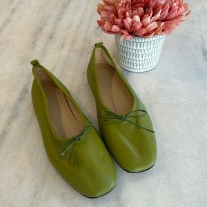NWOT Everlane The Ballet Flat